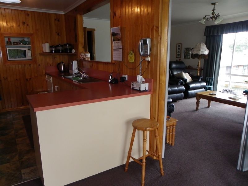 2/88 Saunders Street, Wynyard TAS 7325