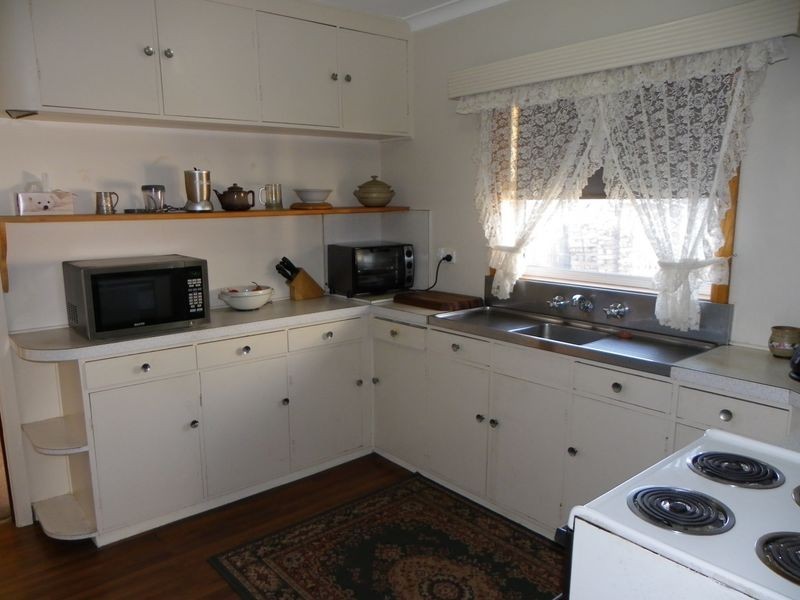 13 Crisp Street, Cooee TAS 7320