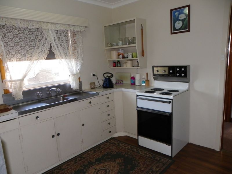 13 Crisp Street, Cooee TAS 7320