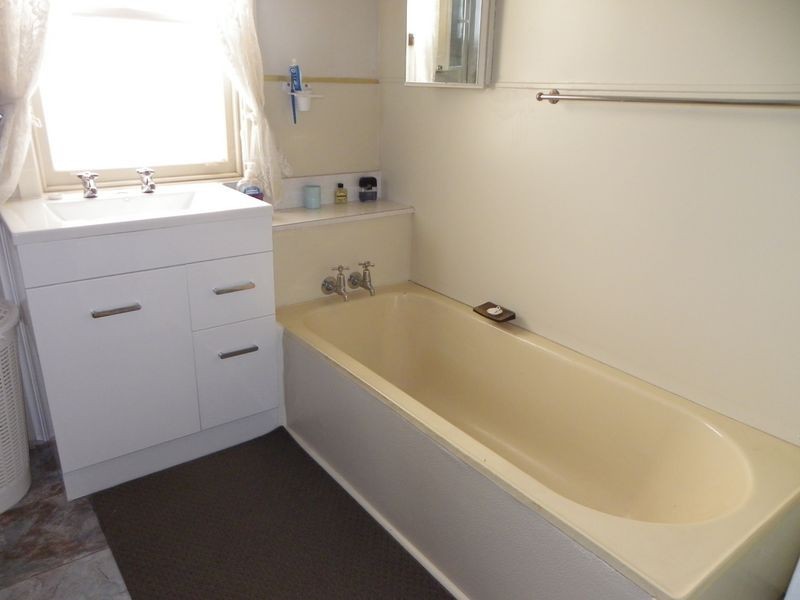 13 Crisp Street, Cooee TAS 7320