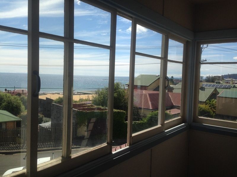 17 Olive Street, Burnie TAS 7320