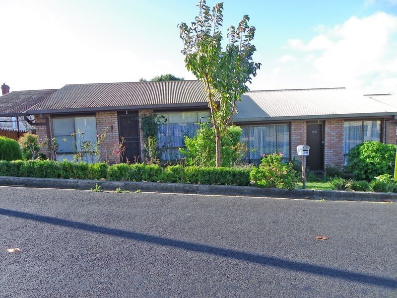 Unit 2/1a Federal Street, Upper Burnie TAS 7320