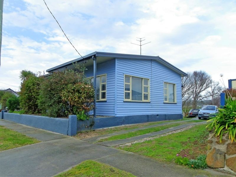 55 Old Bass Highway, Wynyard TAS 7325