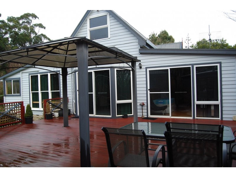 19086 Bass Highway, Rocky Cape TAS 7321