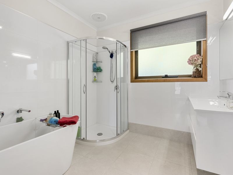 33 Freestone Crescent, Wynyard TAS 7325