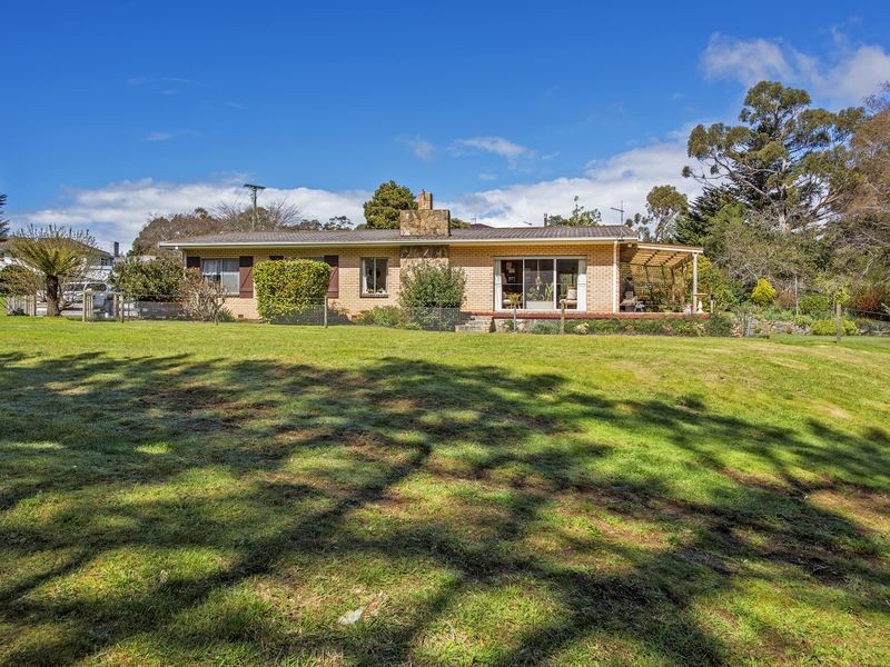 6 Riverdale Crescent, Wynyard TAS 7325