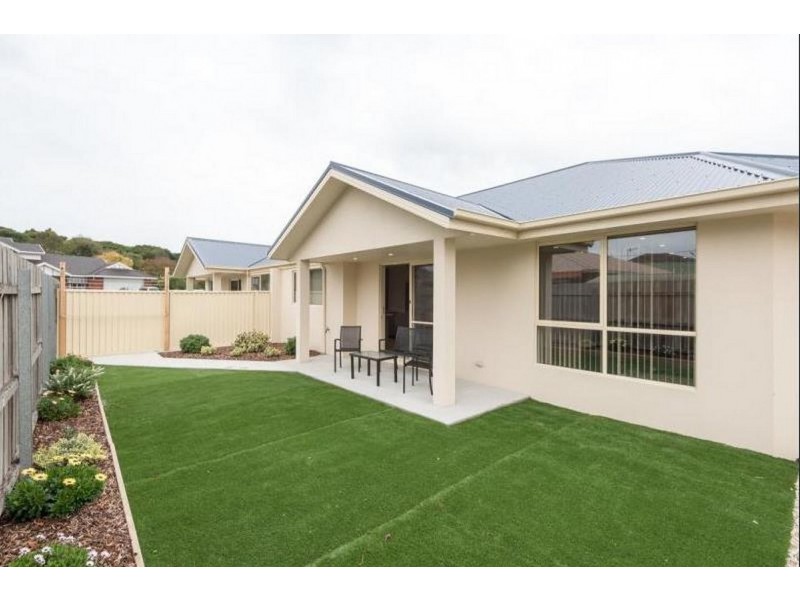 Unit 2/29 Freestone Crescent, Wynyard TAS 7325