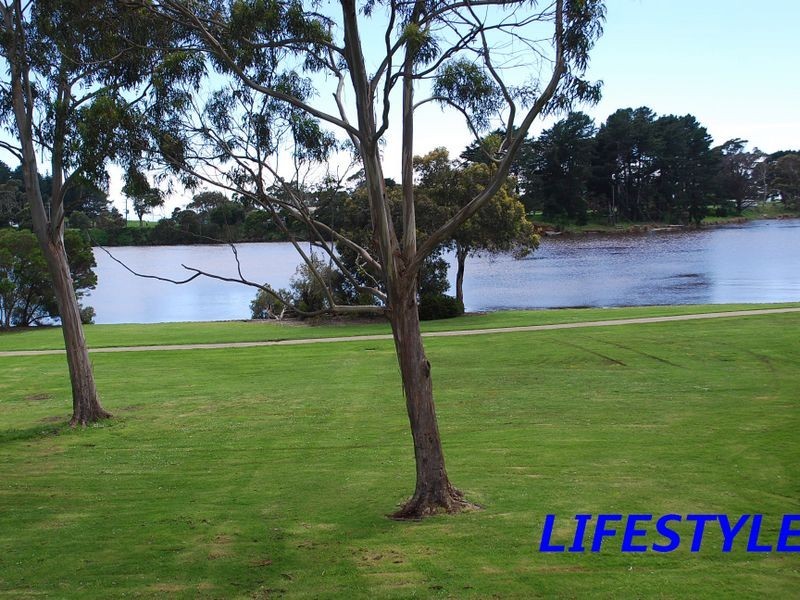 2/52 Hogg Street, Wynyard TAS 7325