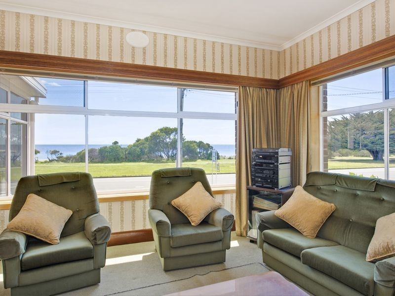21 Old Bass Highway, Wynyard TAS 7325