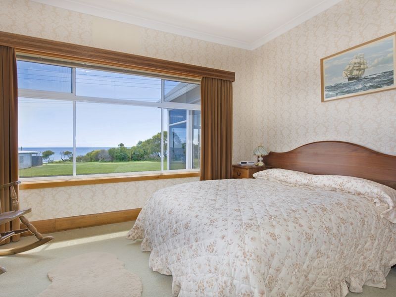 21 Old Bass Highway, Wynyard TAS 7325