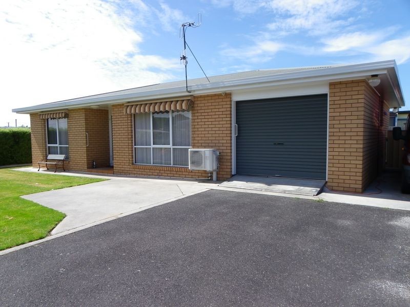Unit 2/16 Reid Street, Wynyard TAS 7325