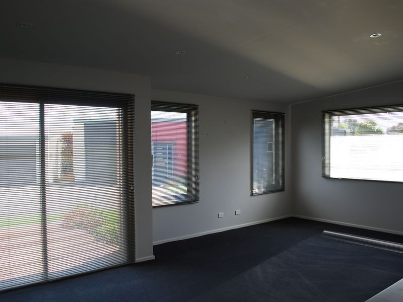 Unit 2/3 Bowick Street, Wynyard TAS 7325