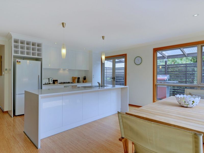 10 Elfrida Avenue, Sisters Beach TAS 7321