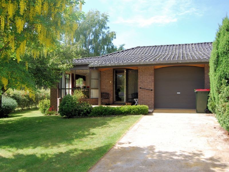 1/17 Esplanade, Wynyard TAS 7325