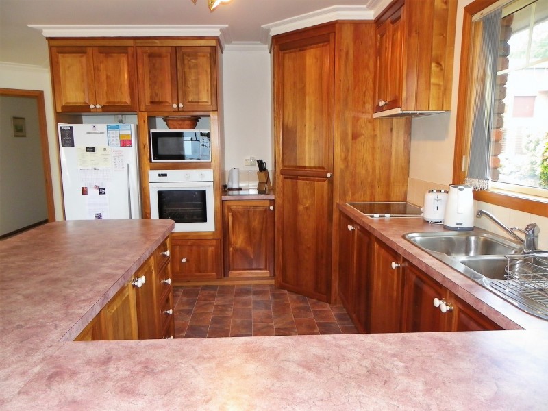 Villa 3/48 Grandview Avenue, Park Grove TAS 7320