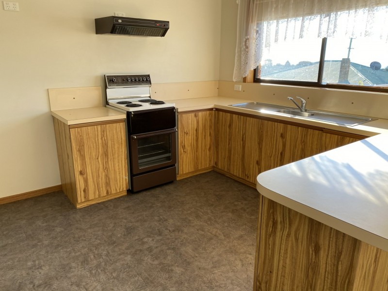 Unit 1/56 Simpson Street, Somerset TAS 7322