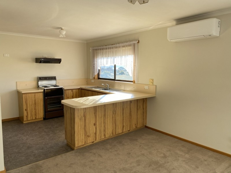 Unit 1/56 Simpson Street, Somerset TAS 7322