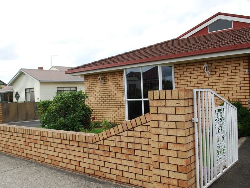 1/31 Saunders Street, Wynyard TAS 7325