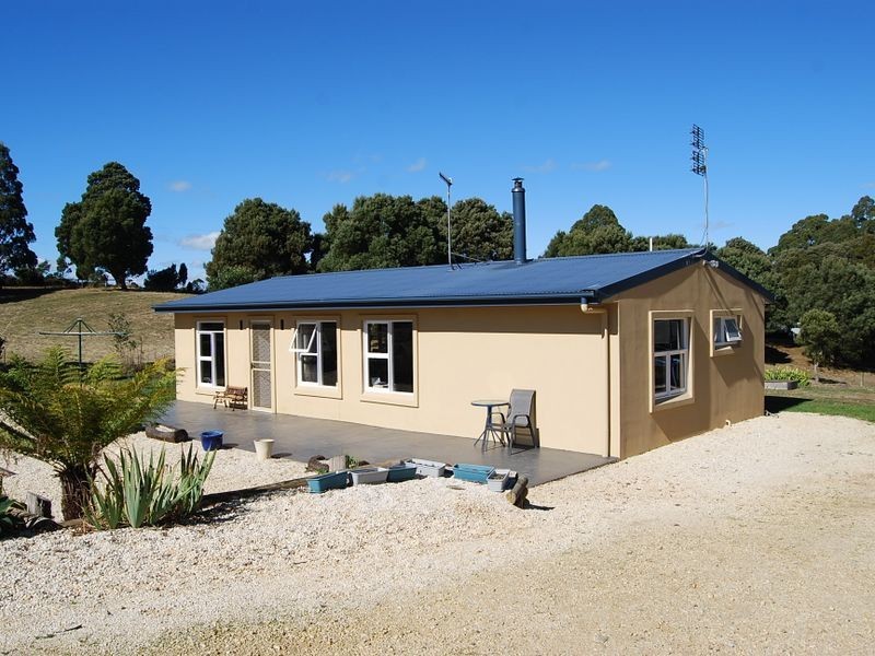 184 Lyons Road, Lapoinya TAS 7325