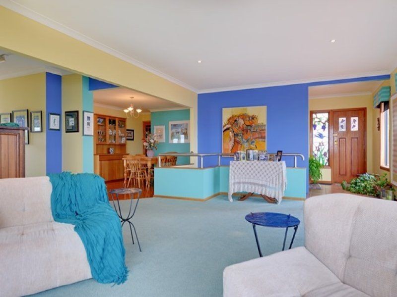 494 Tollymore Road, Table Cape TAS 7325