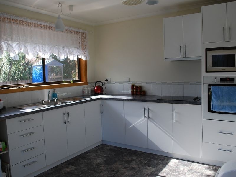 2/5 Jones Court, Wynyard TAS 7325