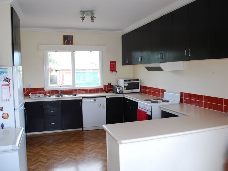 76 Saunders Street, Wynyard TAS 7325