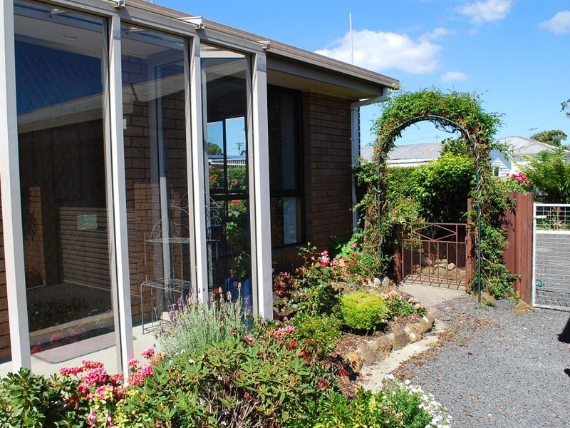 2/11 Morse Place, Wynyard TAS 7325