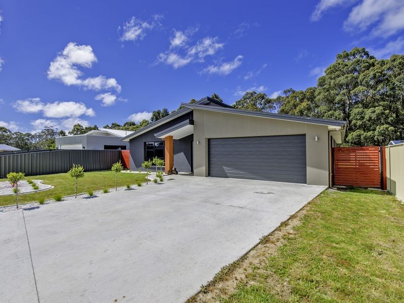54 Katelyn Drive, Wynyard TAS 7325