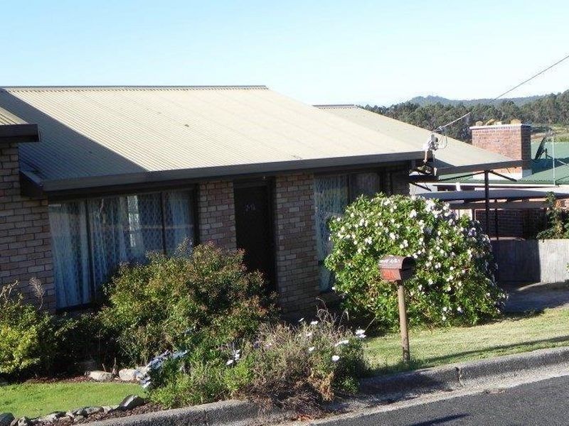 2/1A Federal Street, Acton TAS 7320