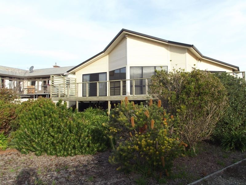 46 Old Bass Highway, Wynyard TAS 7325