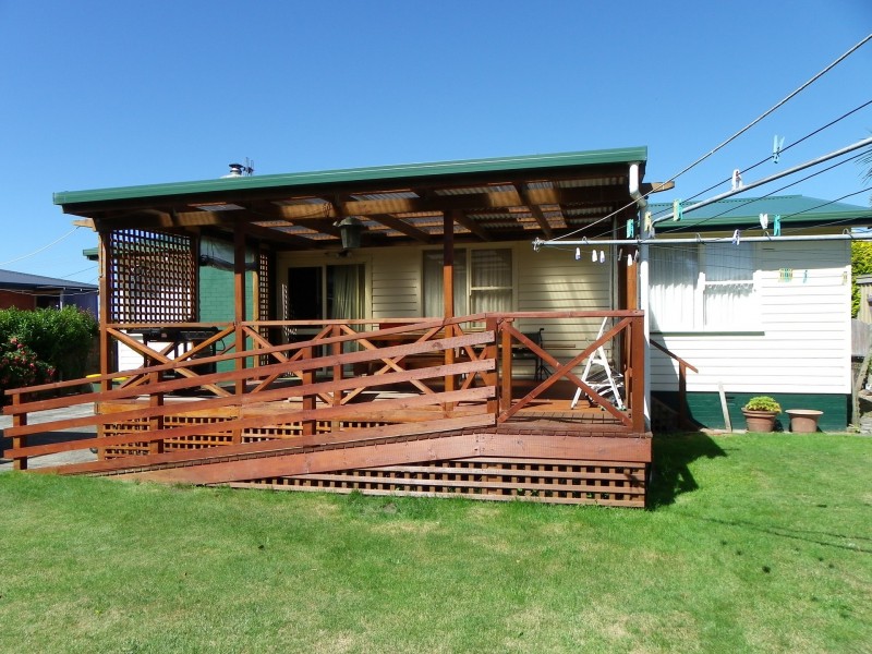 17 Rose Street, Wynyard TAS 7325