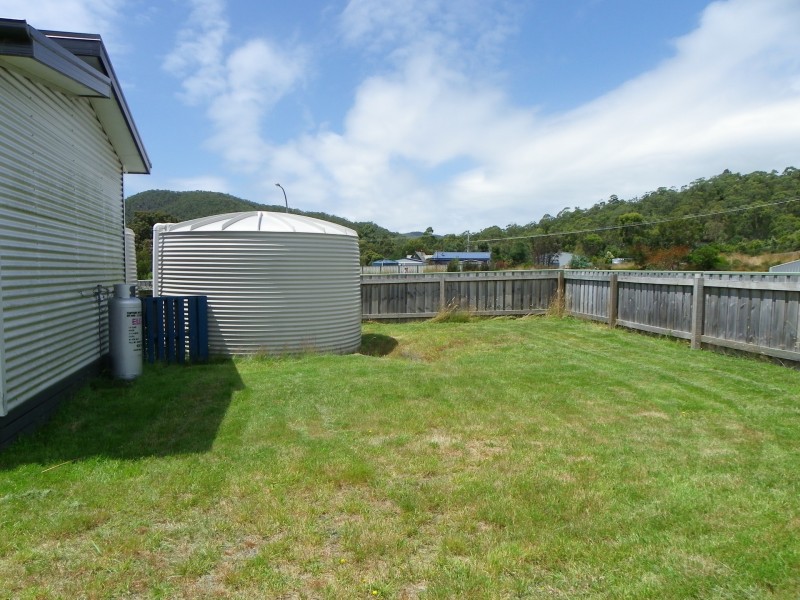 8 Serrata Crescent, Sisters Beach TAS 7321