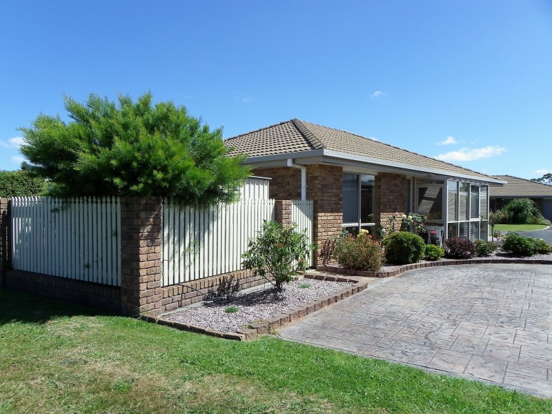 Unit 1/78a Saunders Street, Wynyard TAS 7325