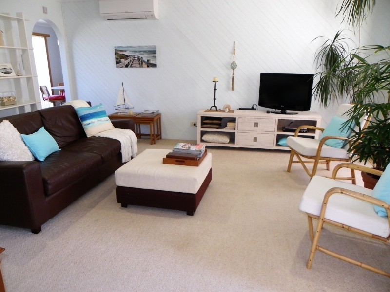 Unit 1/78a Saunders Street, Wynyard TAS 7325