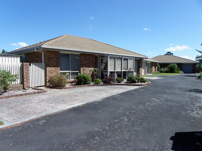 Unit 1/78a Saunders Street, Wynyard TAS 7325