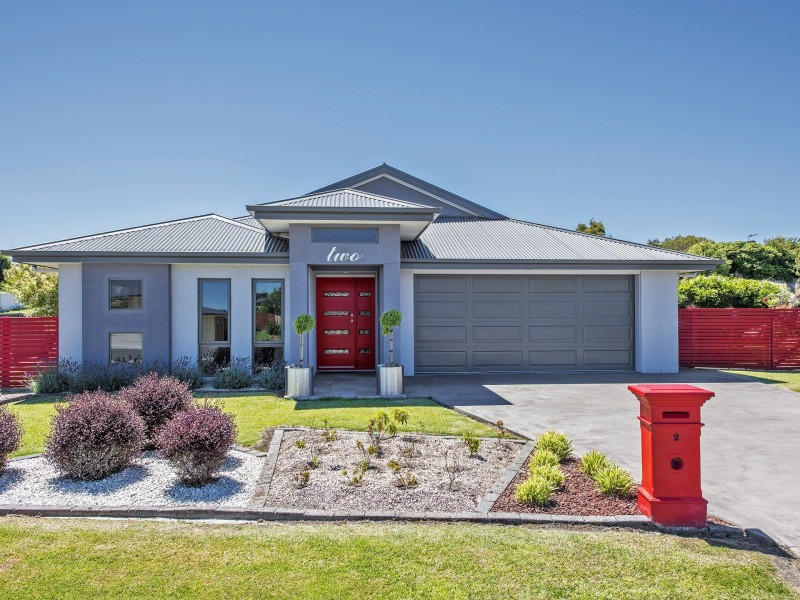 2 Bluewater Crescent, Wynyard TAS 7325