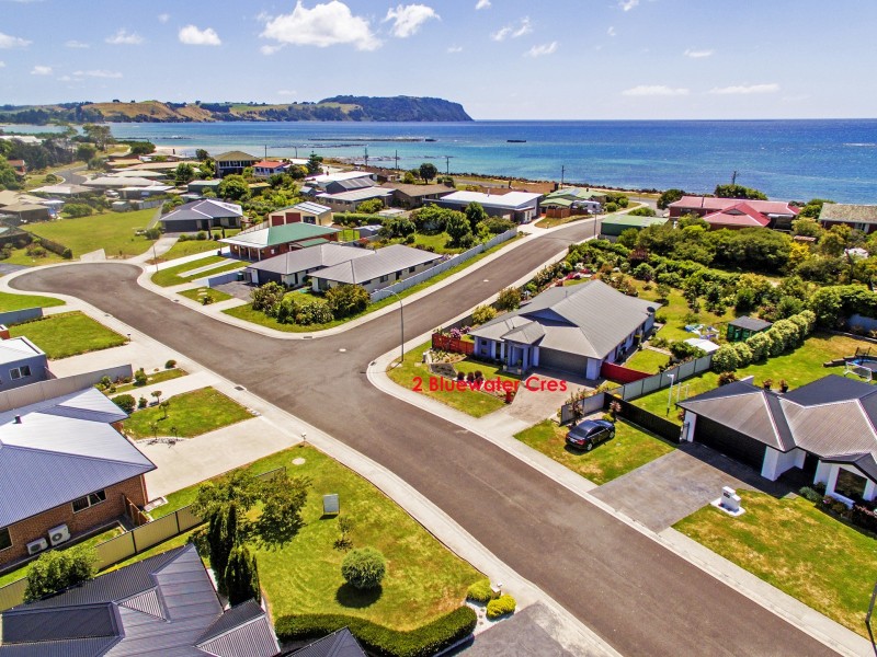 2 Bluewater Crescent, Wynyard TAS 7325