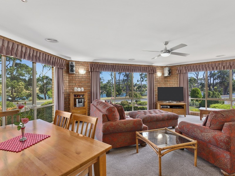 12 Golf Links Road, Wynyard TAS 7325