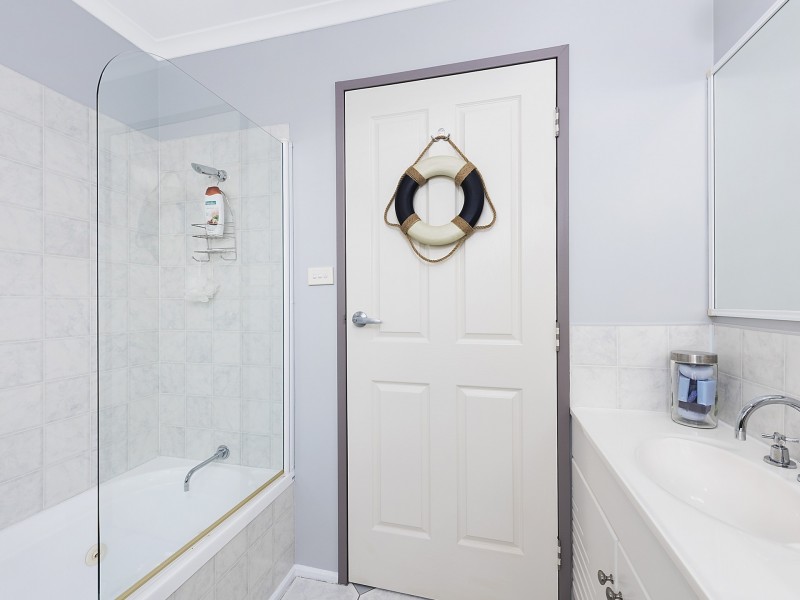 12 Golf Links Road, Wynyard TAS 7325