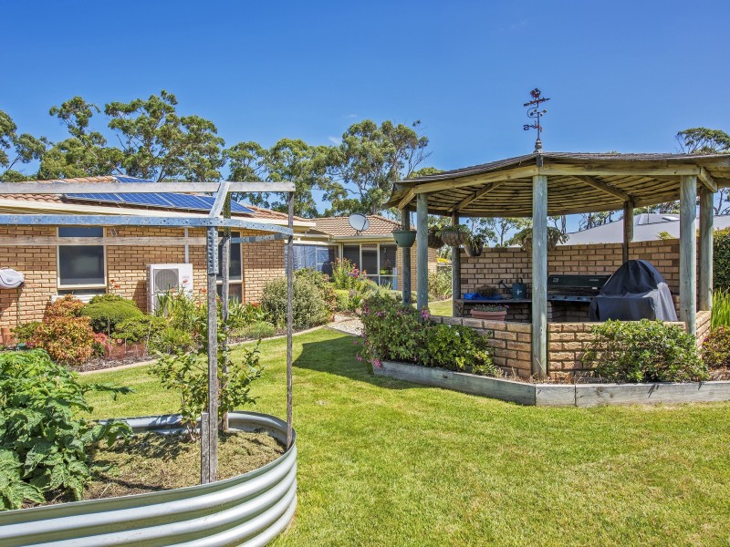12 Golf Links Road, Wynyard TAS 7325