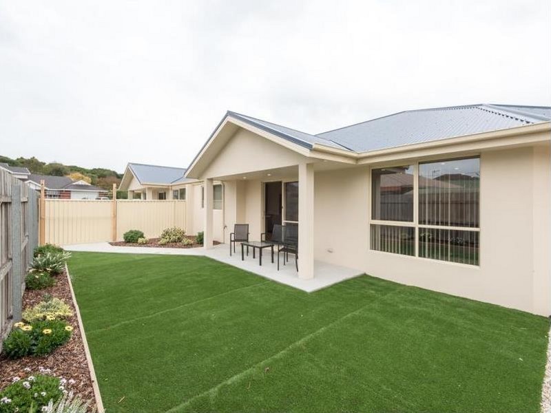 Unit 2/29 Freestone Crescent, Wynyard TAS 7325