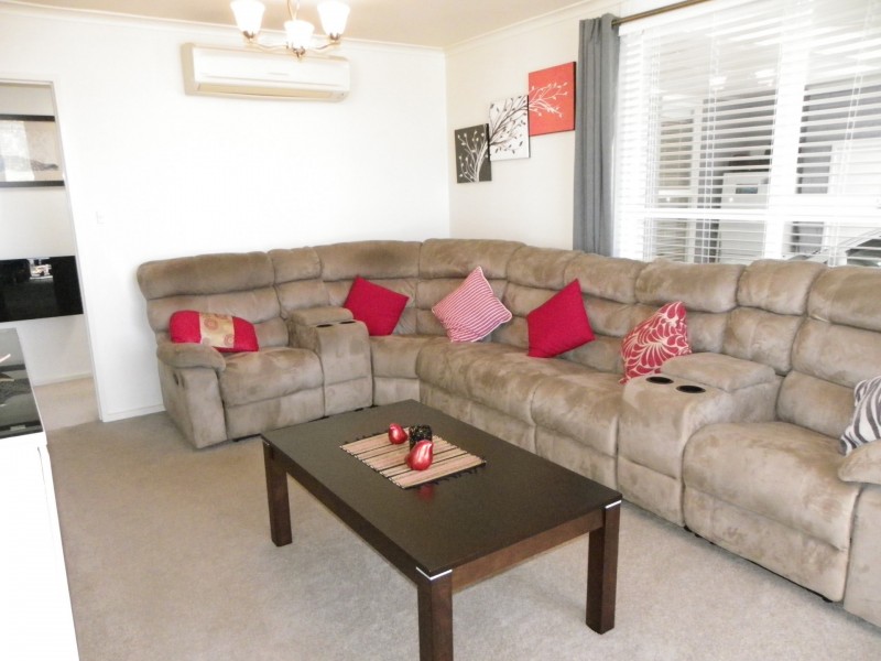 28 Cardigan Street, Somerset TAS 7322