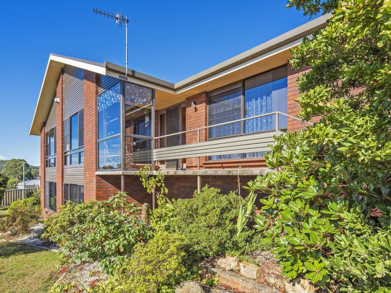 1 McPhee Street, Havenview TAS 7320