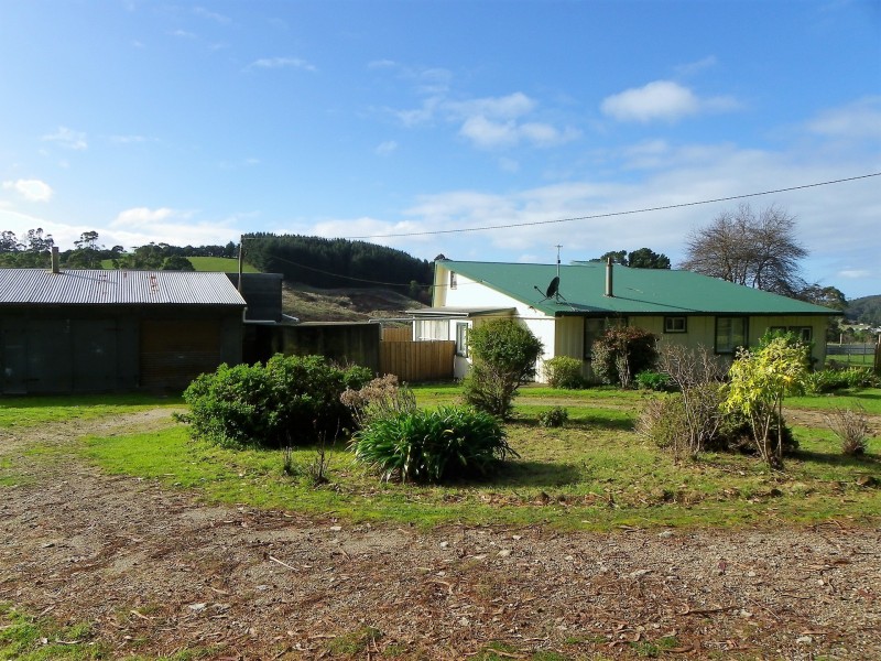 16796 Bass Highway, Flowerdale TAS 7325