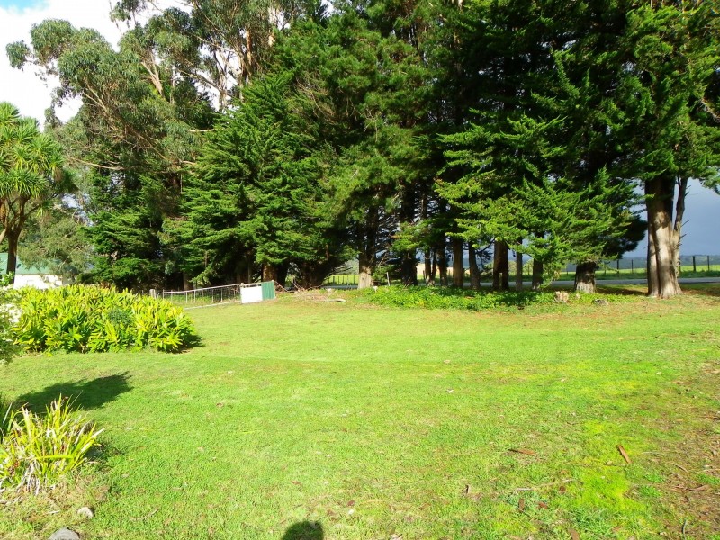 16796 Bass Highway, Flowerdale TAS 7325