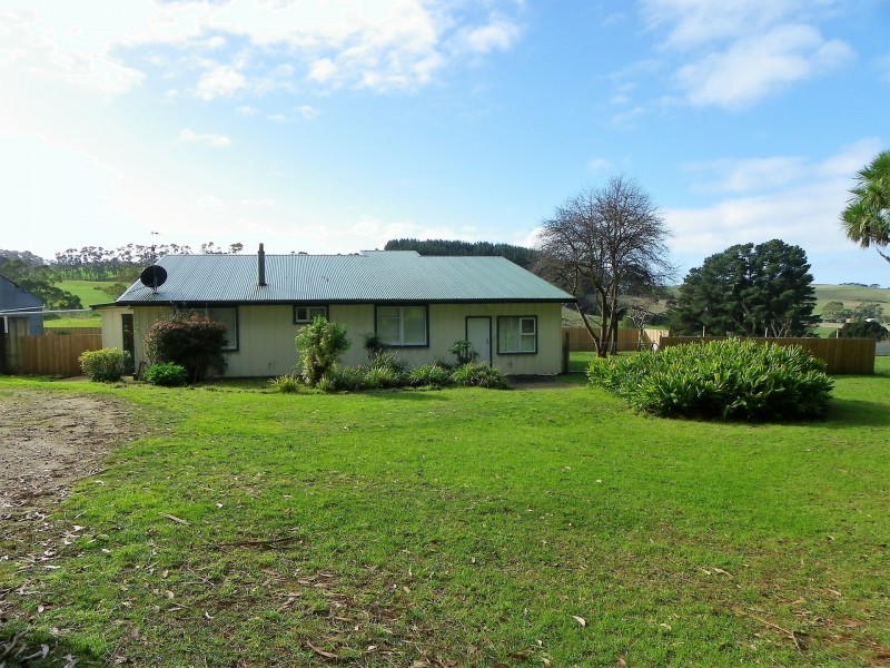 16796 Bass Highway, Flowerdale TAS 7325