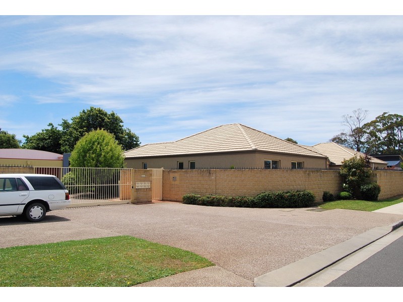 Villa 2/1 Moore Court, Wynyard TAS 7325