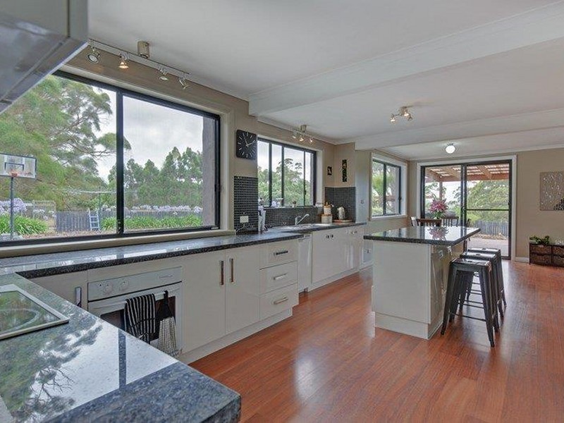 394 Preolenna Road, Flowerdale TAS 7325