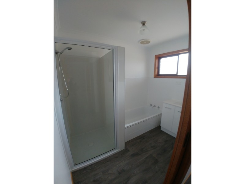 Unit 4/11 Freestone Crescent, Wynyard TAS 7325