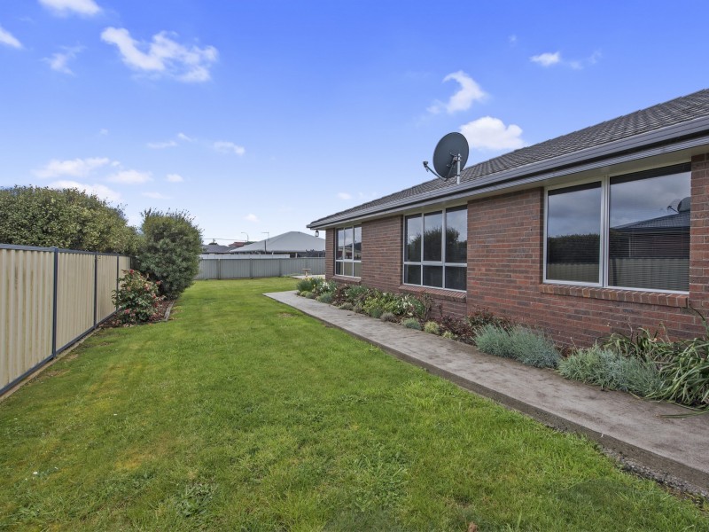 6 Sandy Crescent, Wynyard TAS 7325